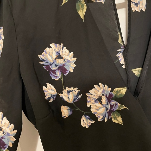 Blue Floral Black Wrap Dress Size Medium - Picture 6 of 6